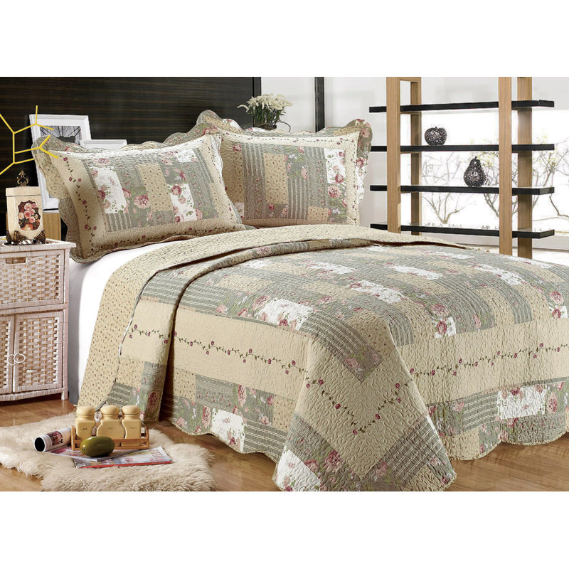 August Grove® Eugene Quilt Set & Reviews Wayfair